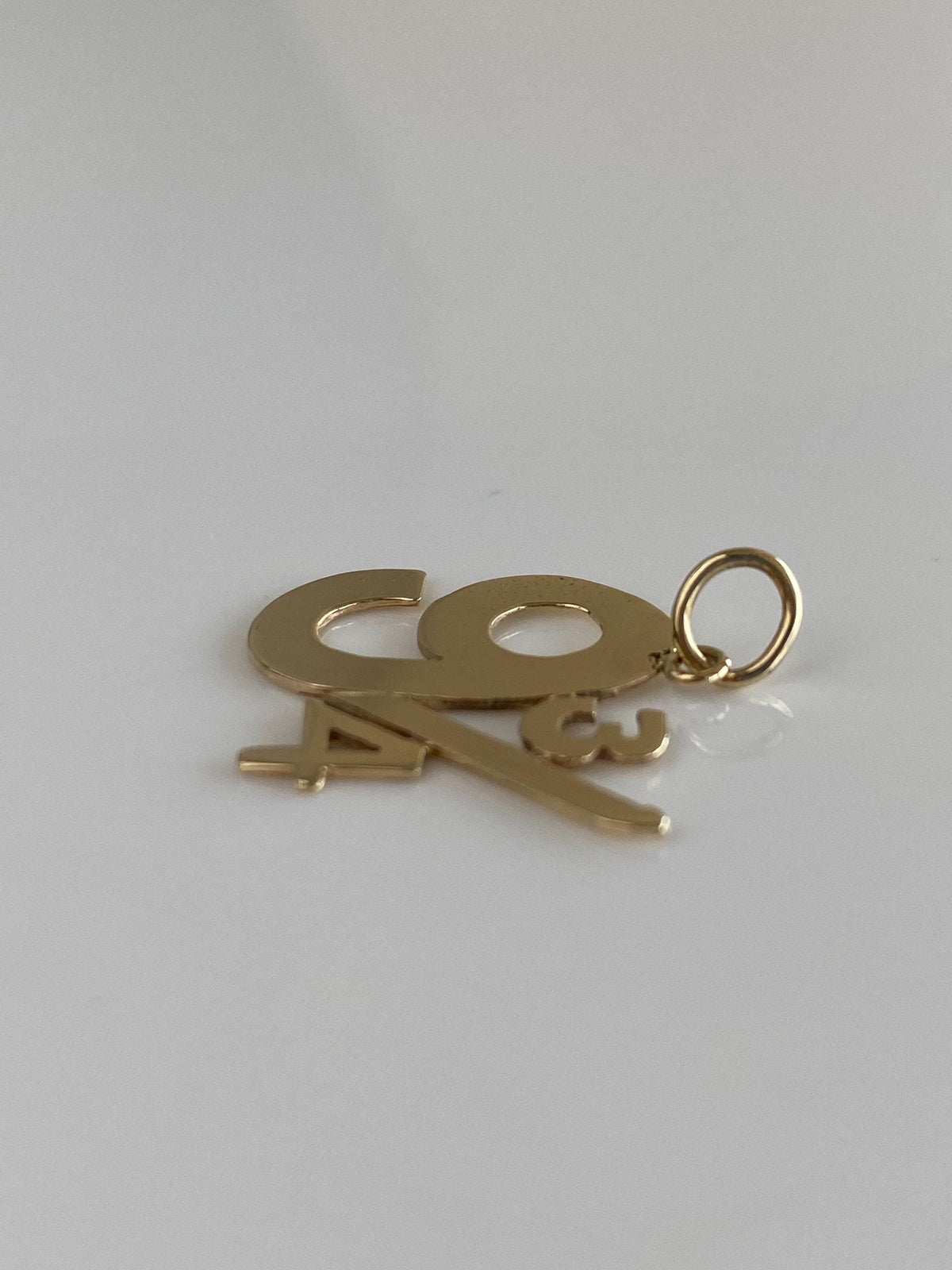 Vintage Solid 14k Yellow Gold 9 3/4 Charm