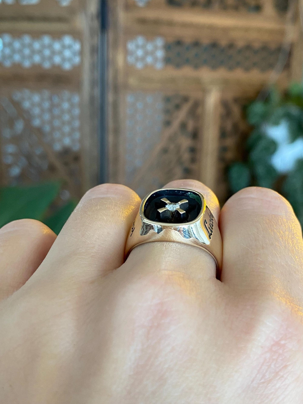 Vintage Solid 10k Yellow Gold Diamond 'Lucky' Signet Ring - Size 10