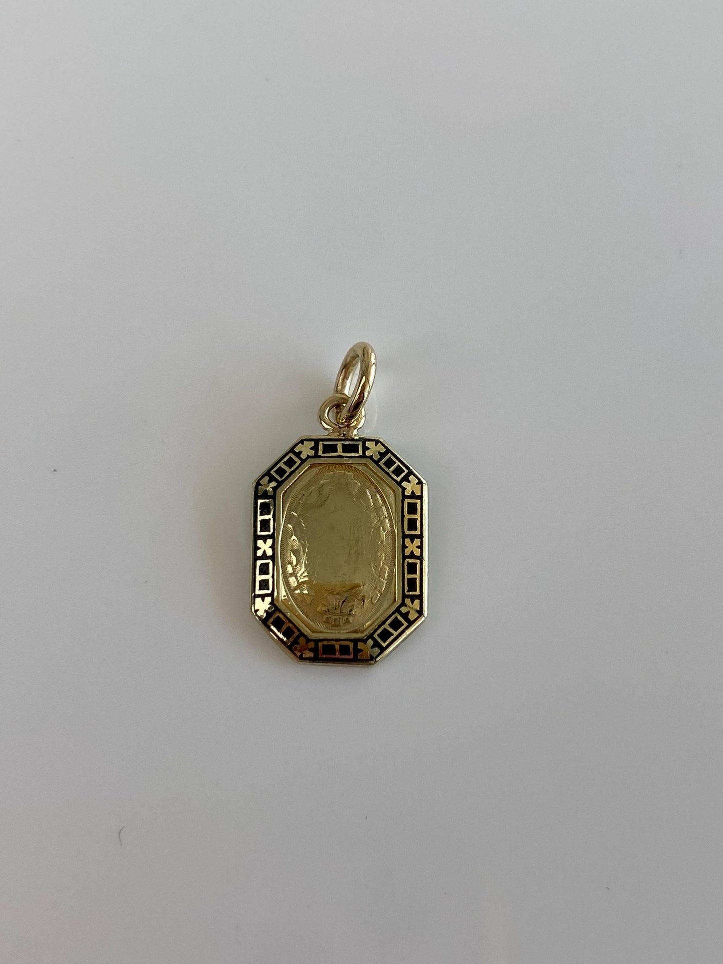 Vintage 14k Yellow Gold Enamel Border Cufflink Conversion Charm