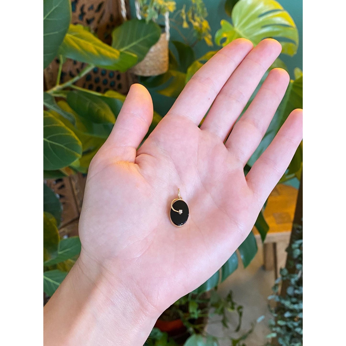 Vintage Solid 14k Yellow Gold Diamond Onyx Charm