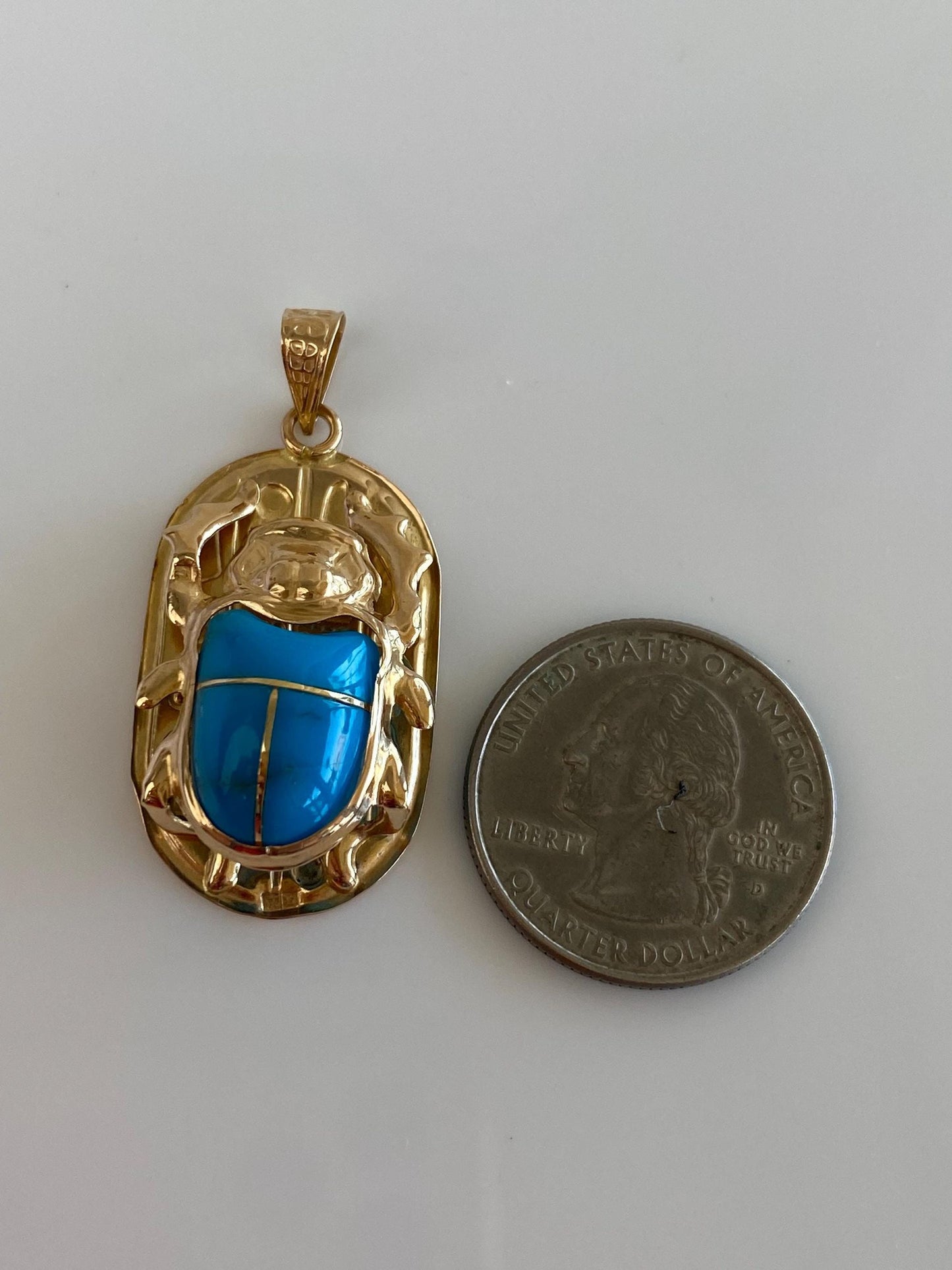 Vintage Solid 18k Yellow Gold Blue Stone Scarab Hieroglyphics Charm