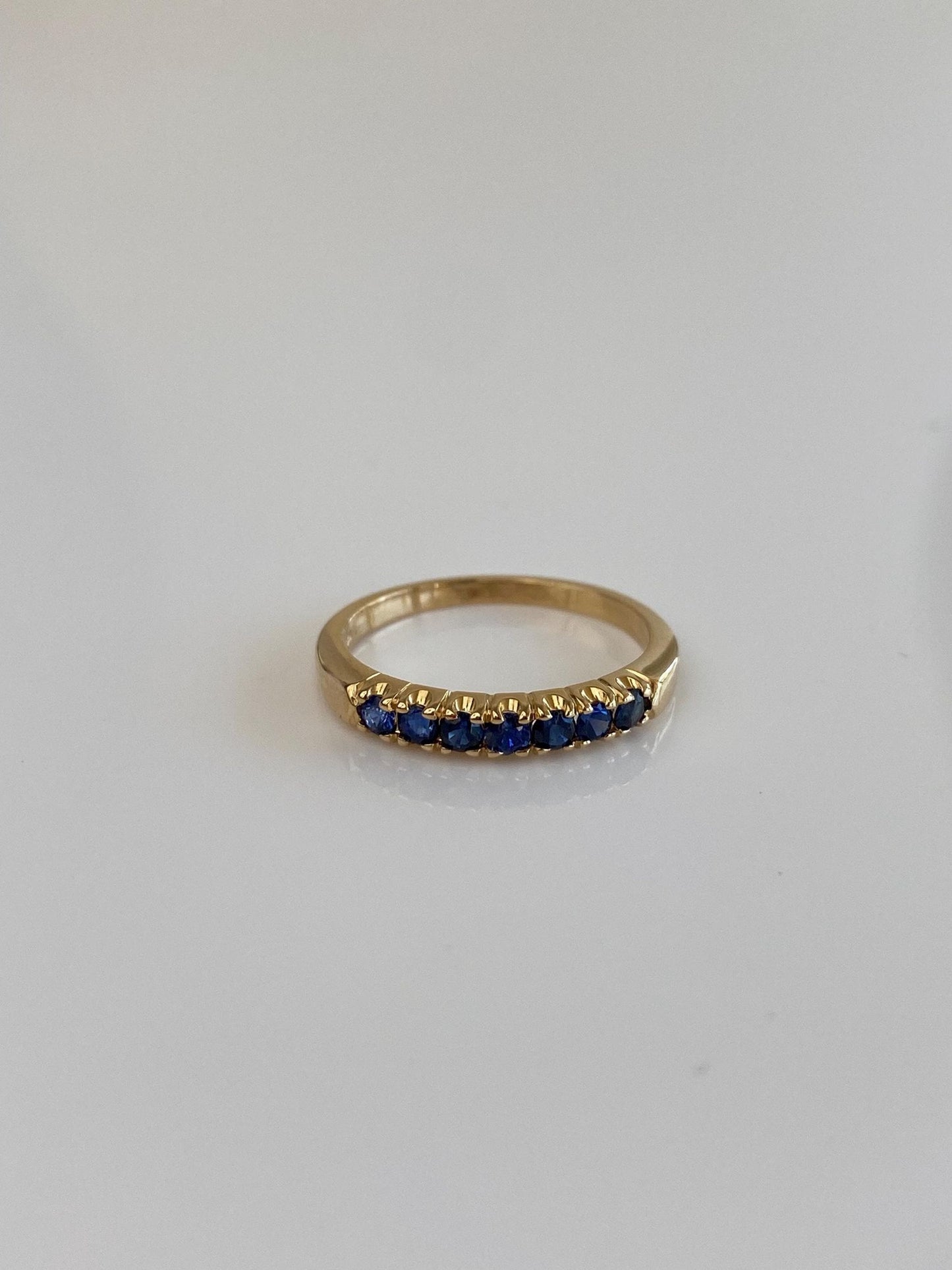 Vintage Solid 18k Yellow Gold Blue Sapphire Ring Band - Size 4.5