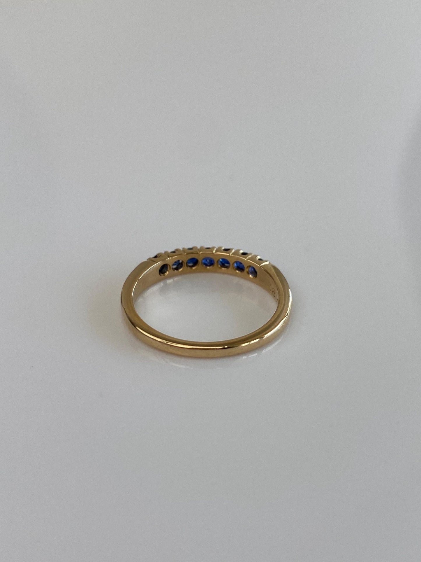 Vintage Solid 18k Yellow Gold Blue Sapphire Ring Band - Size 4.5