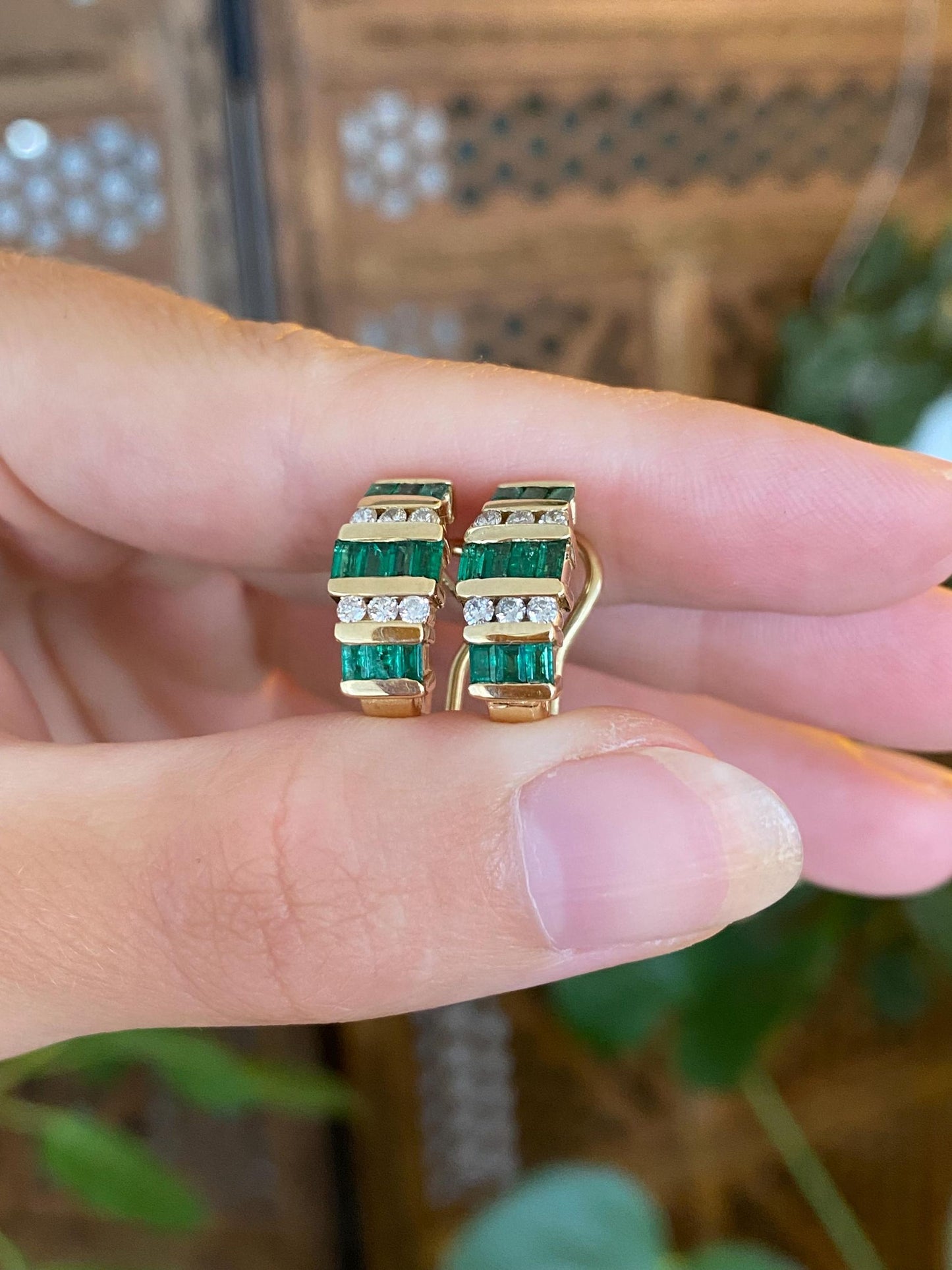 Vintage Solid 14k Yellow Gold Diamond Emerald Drop Earrings