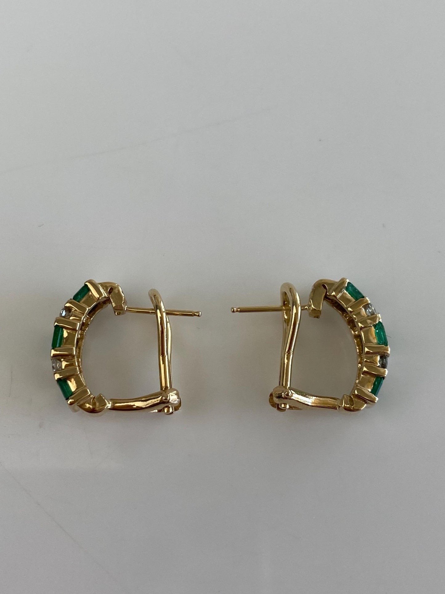 Vintage Solid 14k Yellow Gold Diamond Emerald Drop Earrings