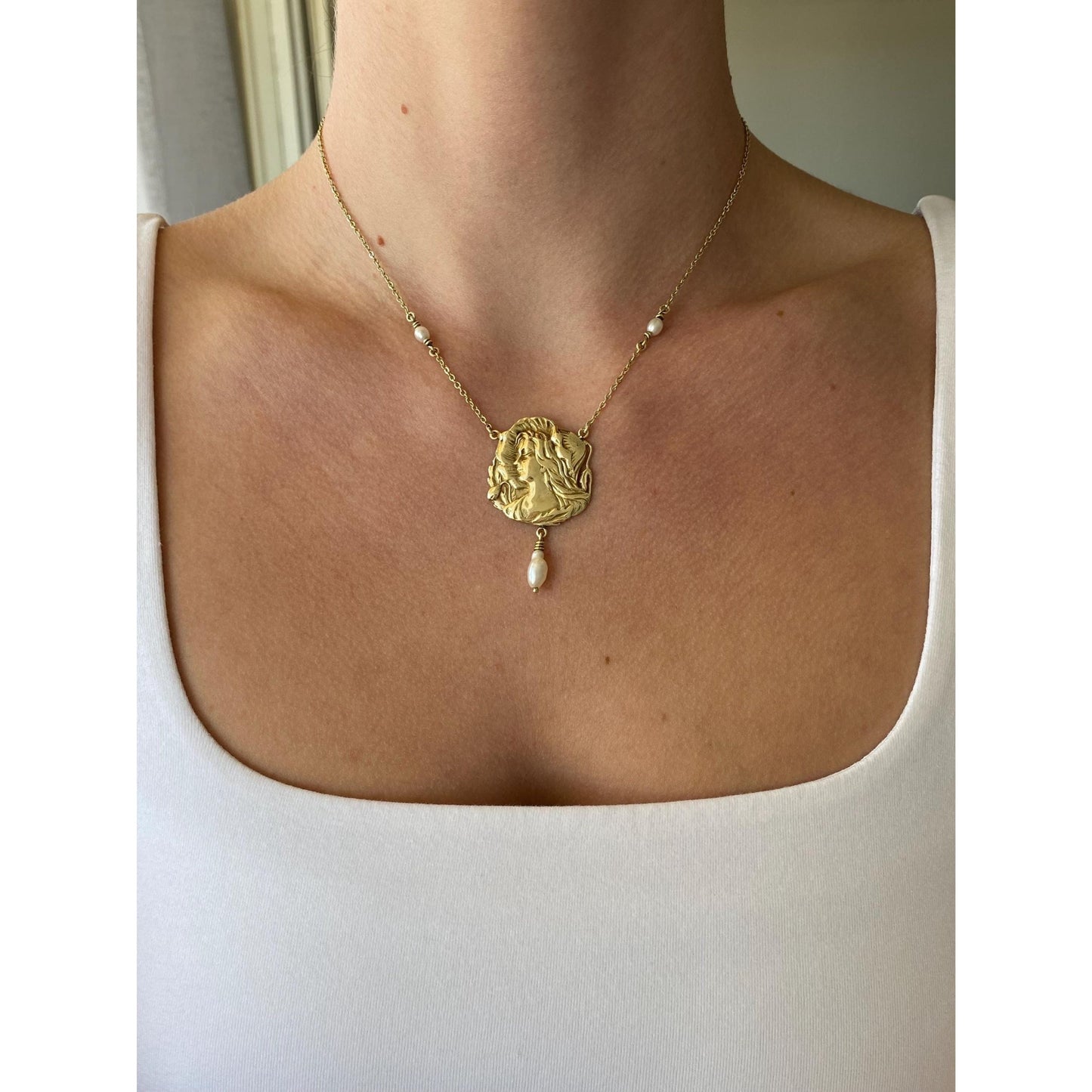 Vintage Solid 14k Yellow Gold Pearls Art Nouveau Lady Cable Chain Necklace - 16 inches