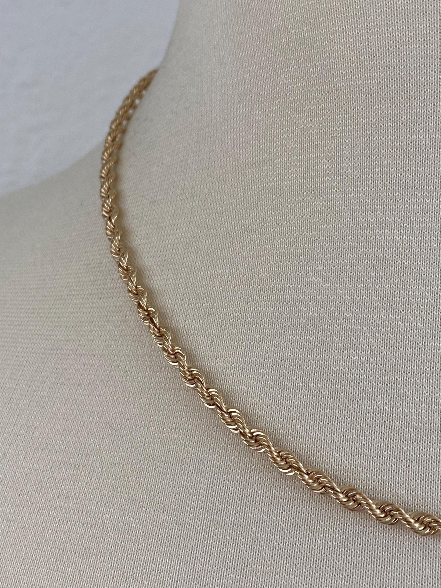 Vintage Solid 14k Yellow Gold Rope Chain Necklace - 18 inches
