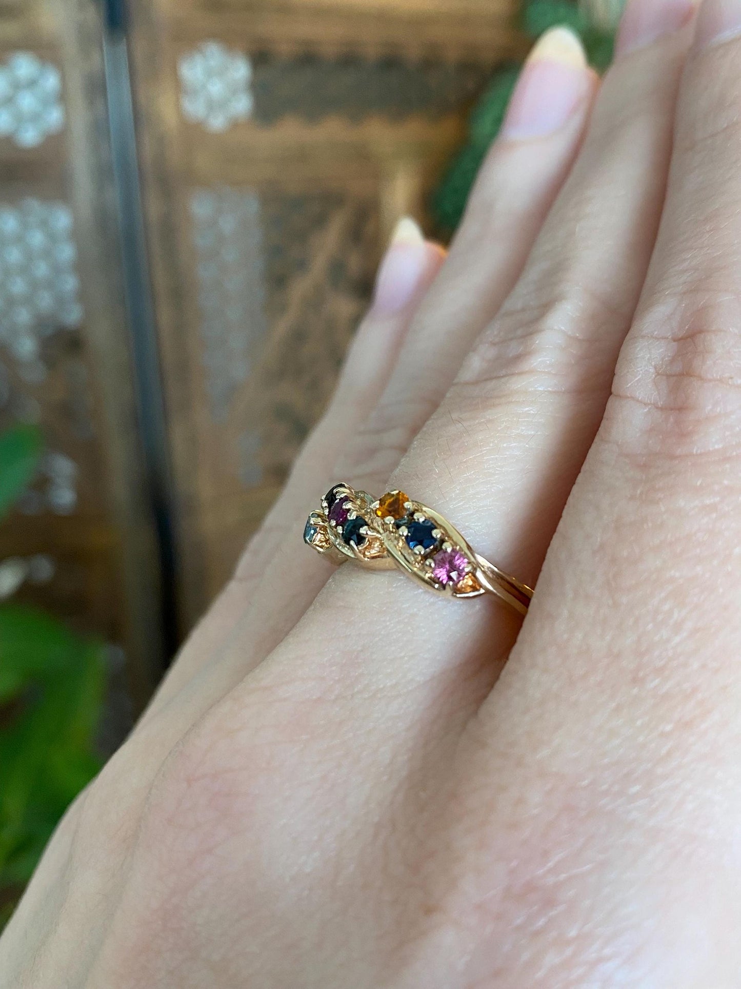 Vintage Solid 10k Yellow Gold Emerald Ruby Blue Sapphire Pink Spinel Citrine Twist Ring - Size 7.75