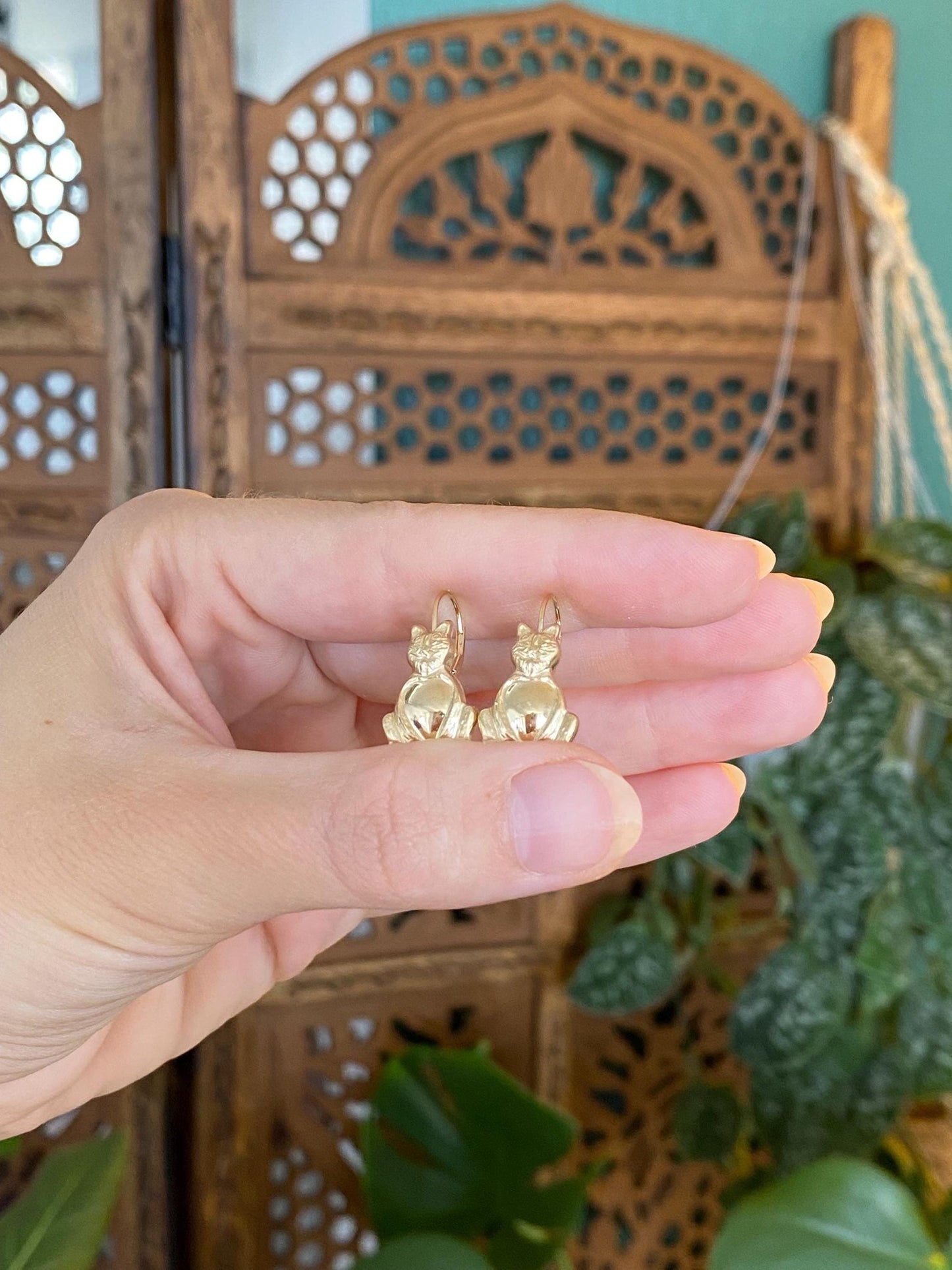 Vintage 14k Yellow Gold Cat Drop Earrings