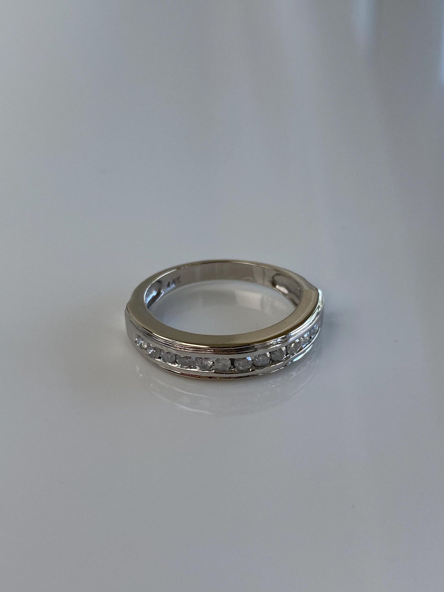 Vintage Solid 14k White Gold Diamond Ring Band - Size 7