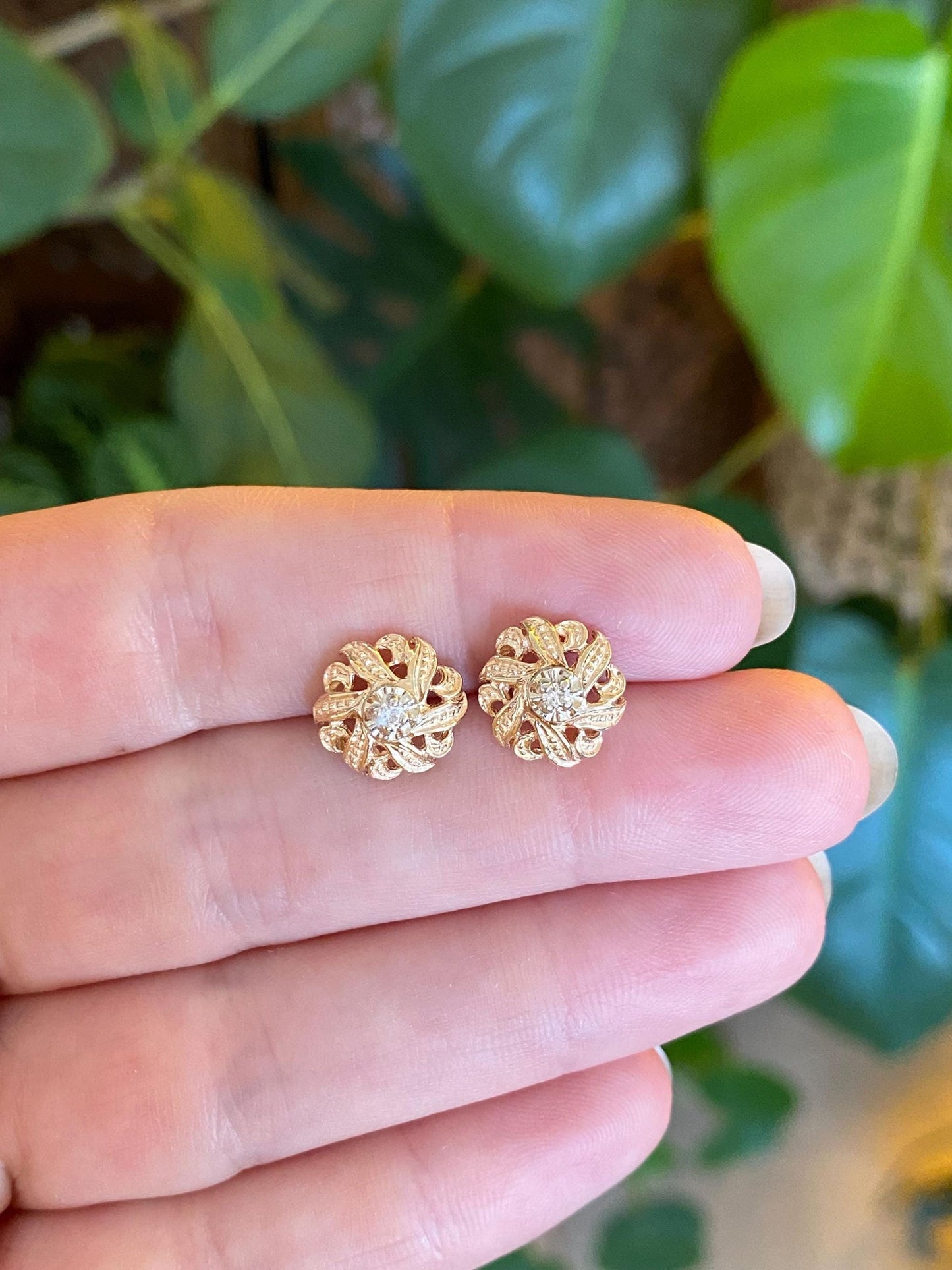 Vintage Solid 14k White & Yellow Gold Clear Sapphire Stud Earrings