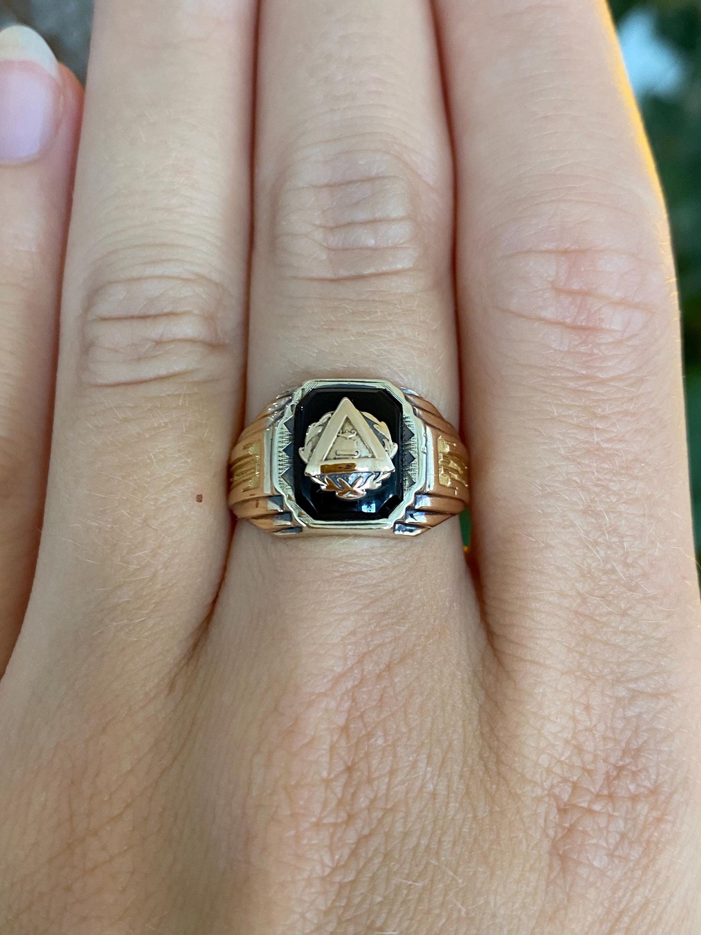 Vintage Solid 10k Rose & White Gold Onyx 1933 Class Ring - Size 6.5