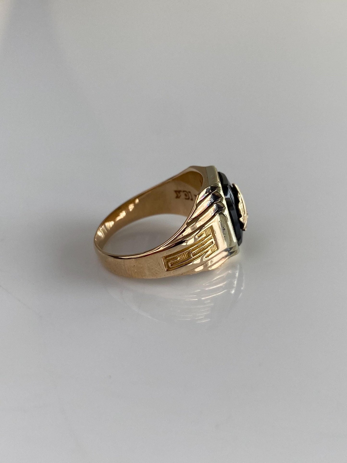 Vintage Solid 10k Rose & White Gold Onyx 1933 Class Ring - Size 6.5
