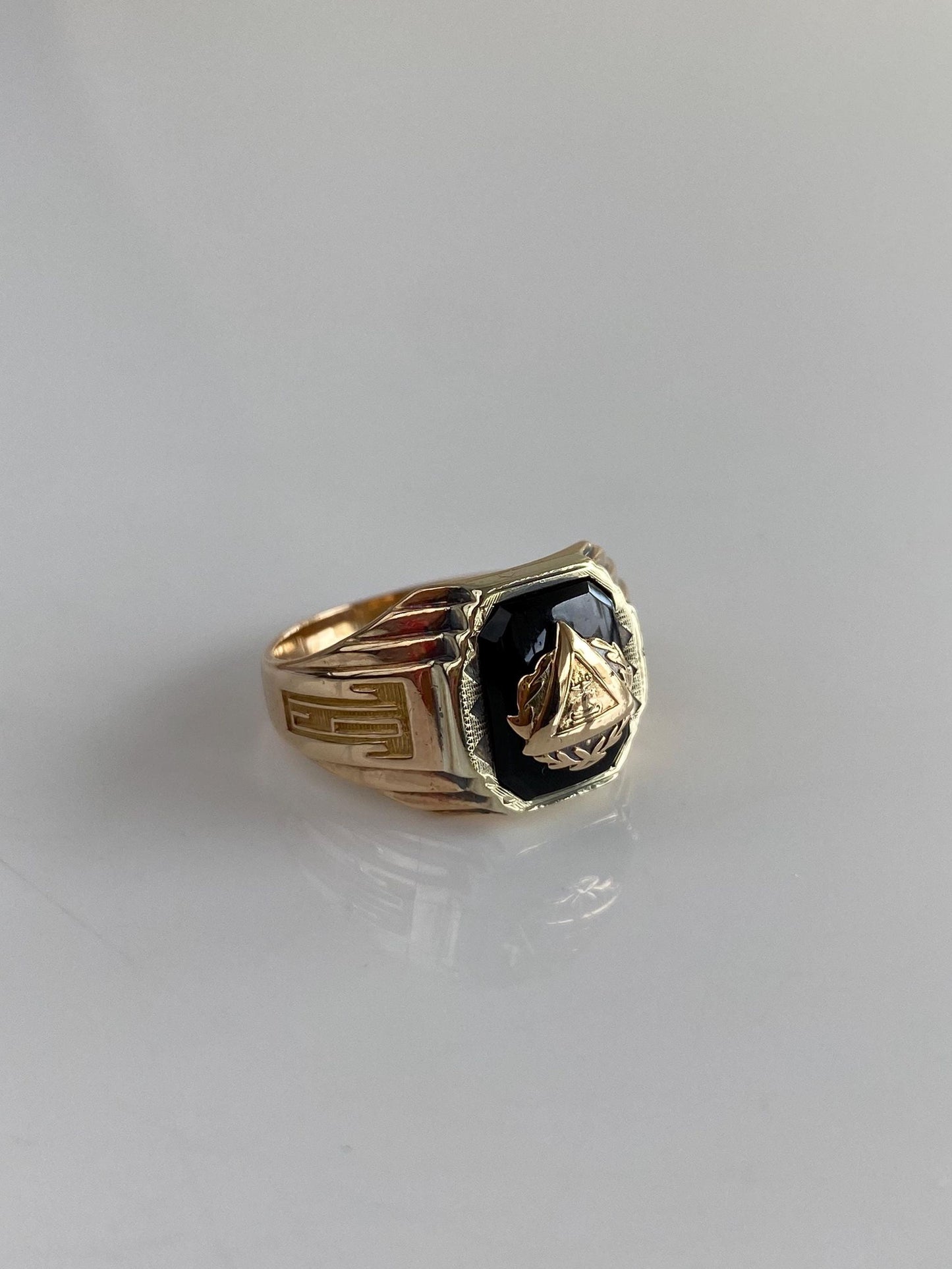 Vintage Solid 10k Rose & White Gold Onyx 1933 Class Ring - Size 6.5