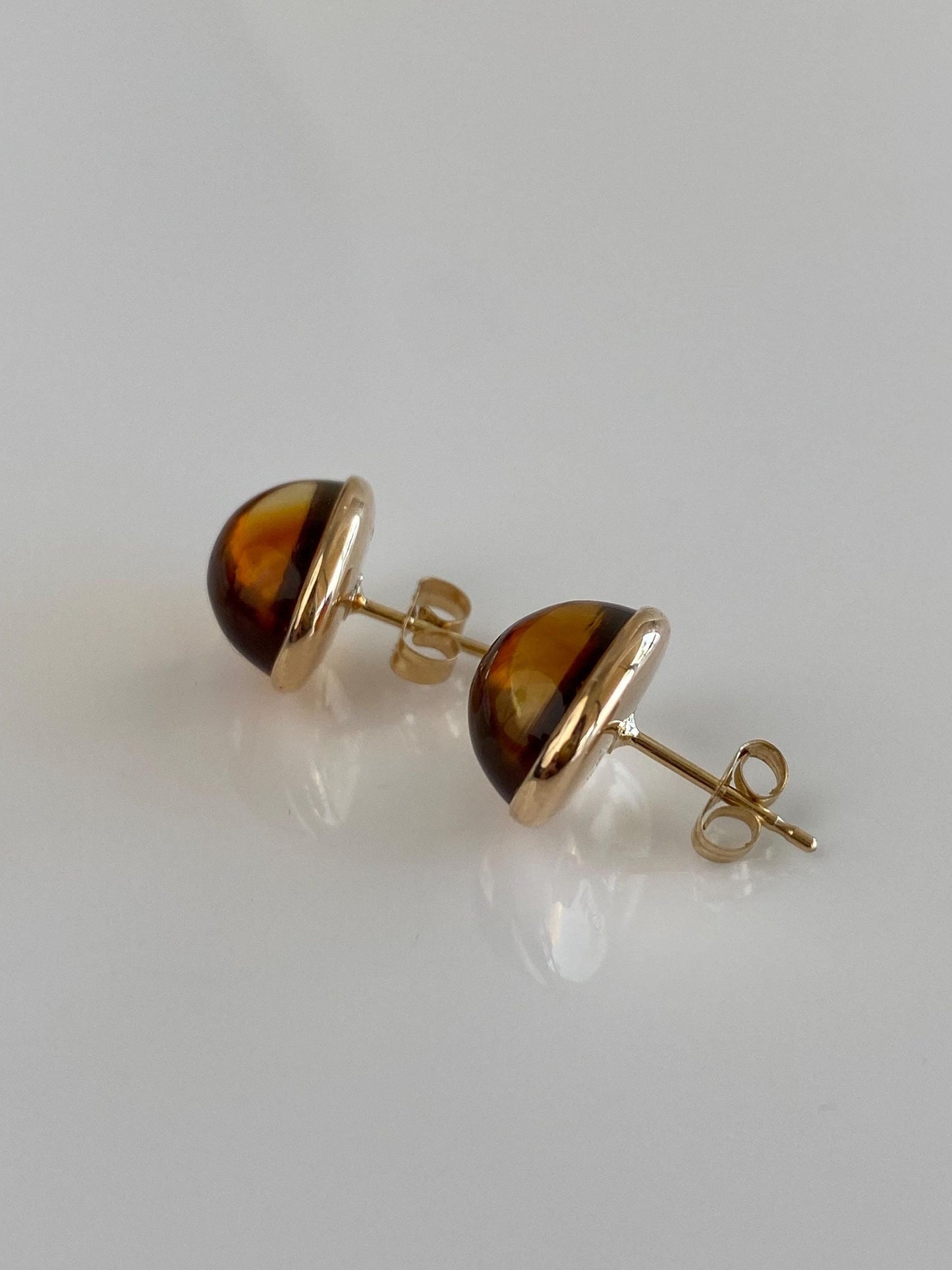 Vintage Solid 14k Yellow Gold Citrine Cabochon Stud Earrings