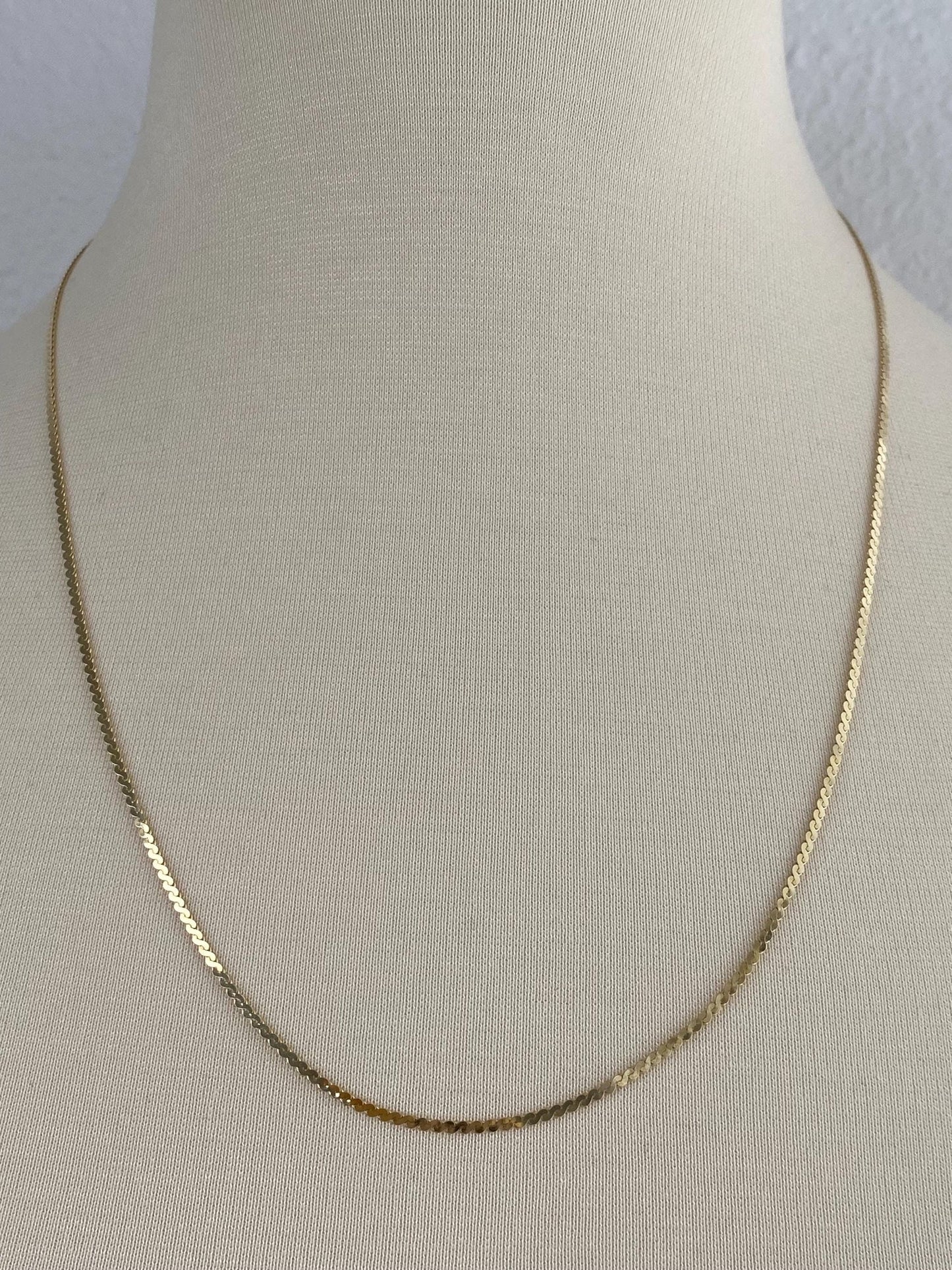 Vintage Solid 14k Yellow Gold Long Serpentine Chain Necklace - 23 inches