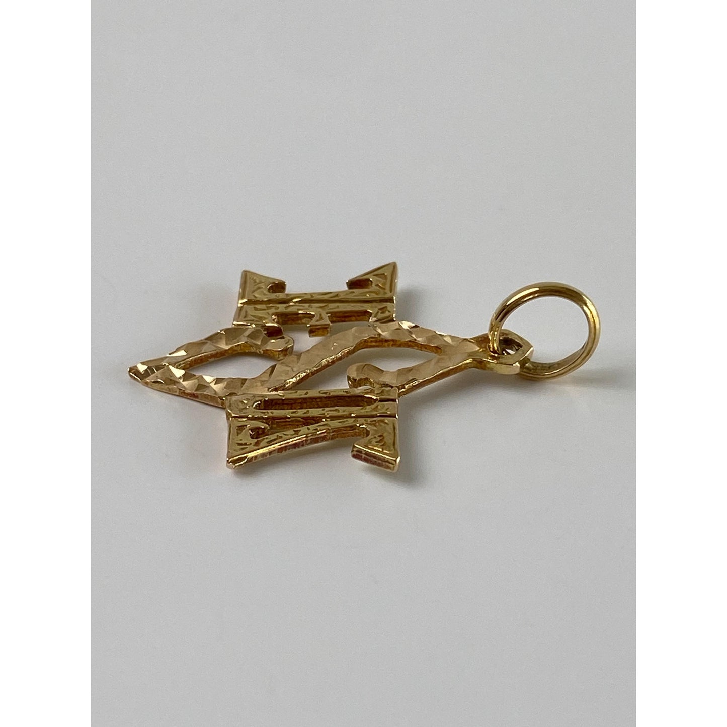 Vintage Solid 14k Yellow Gold Diamond Cut Jesus Charm