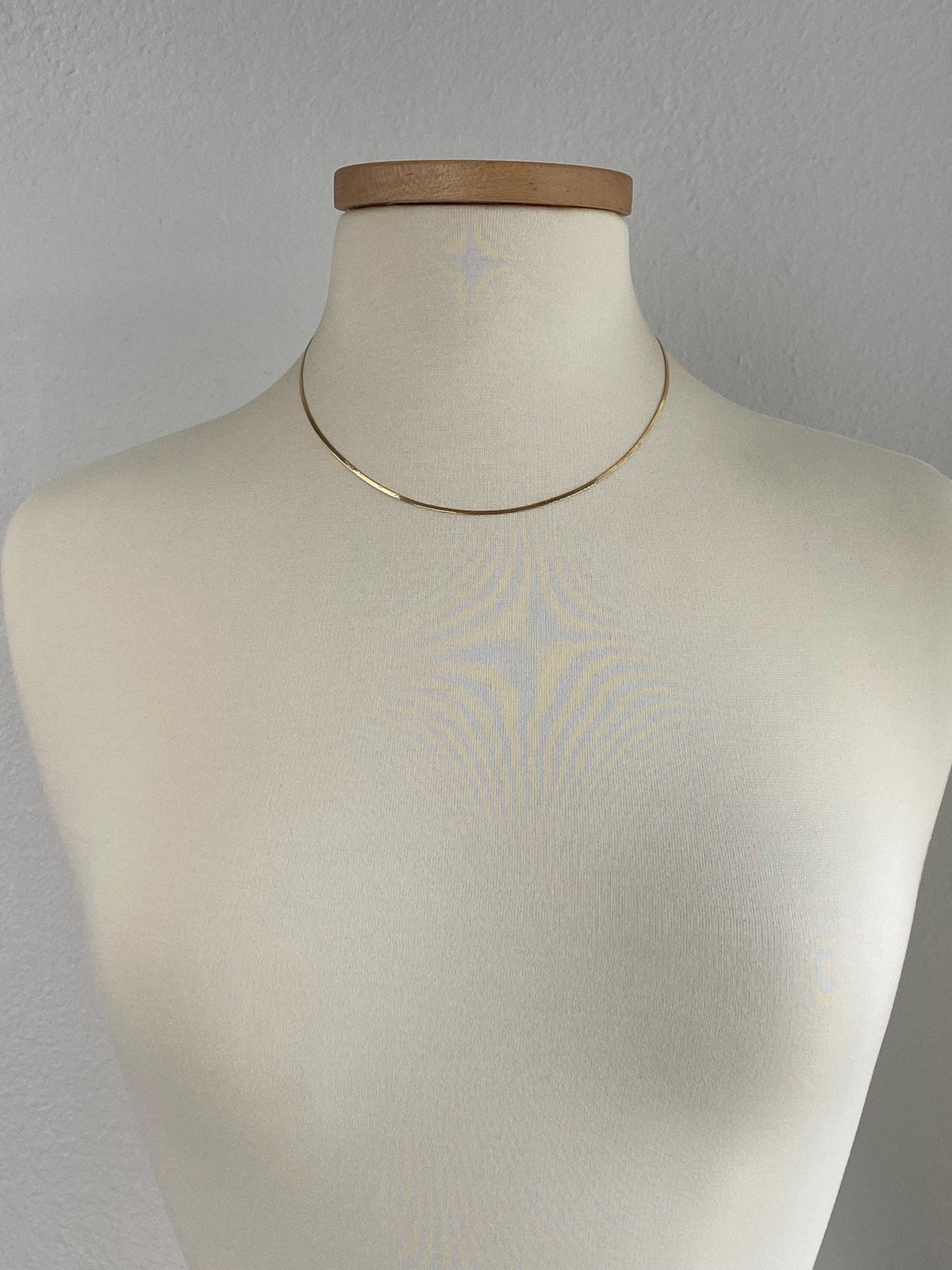 Vintage Solid 14k Yellow Gold Slim Flat Chain Necklace - 18 inches