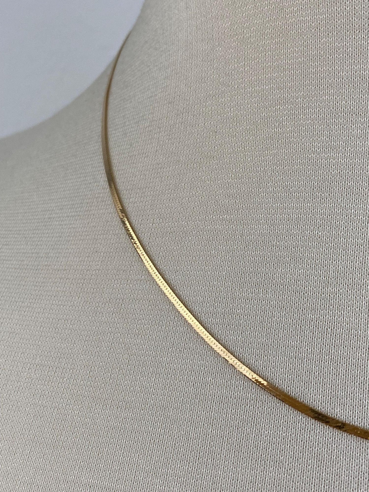 Vintage Solid 14k Yellow Gold Slim Flat Chain Necklace - 18 inches