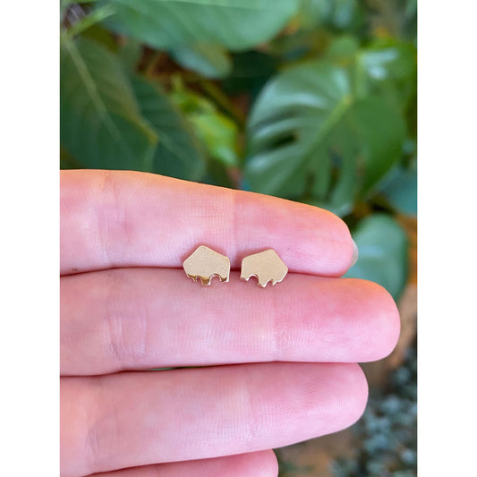 Vintage Solid 14k Yellow Gold Buffalo Stud Earrings