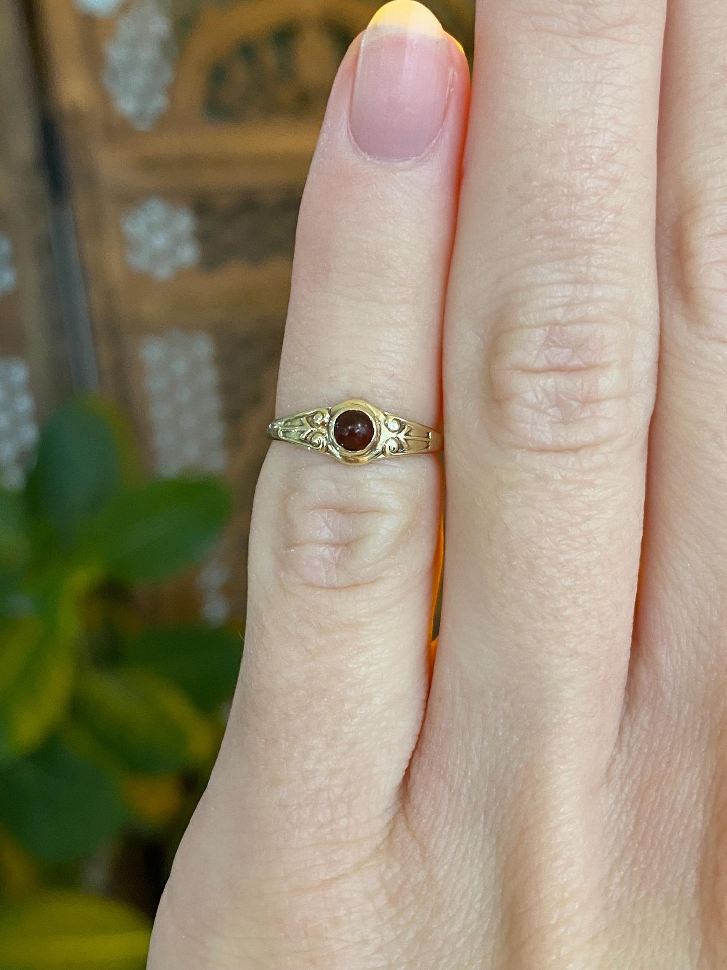 Vintage Solid 14k Yellow Gold Red Stone Design Baby Ring Band - Size 2