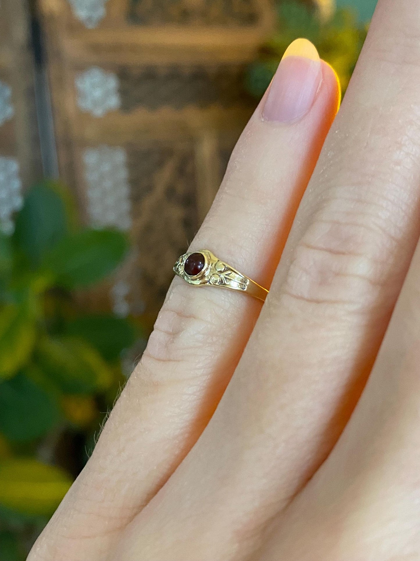 Vintage Solid 14k Yellow Gold Red Stone Design Baby Ring Band - Size 2