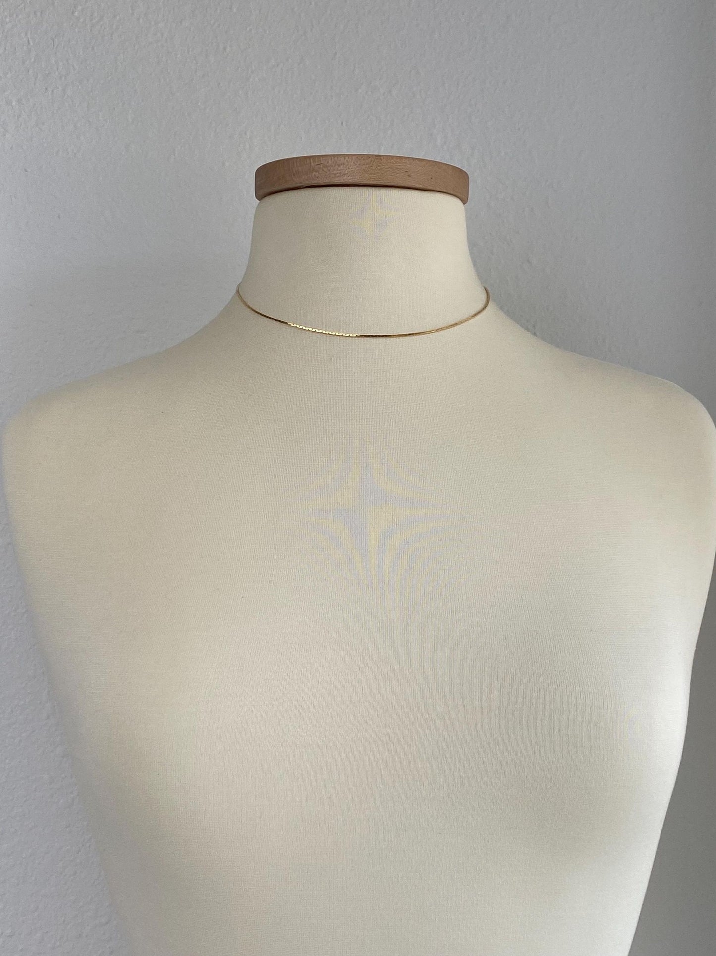 Vintage Solid 18k Yellow Gold Triangle Link Chain Necklace - 16 inches