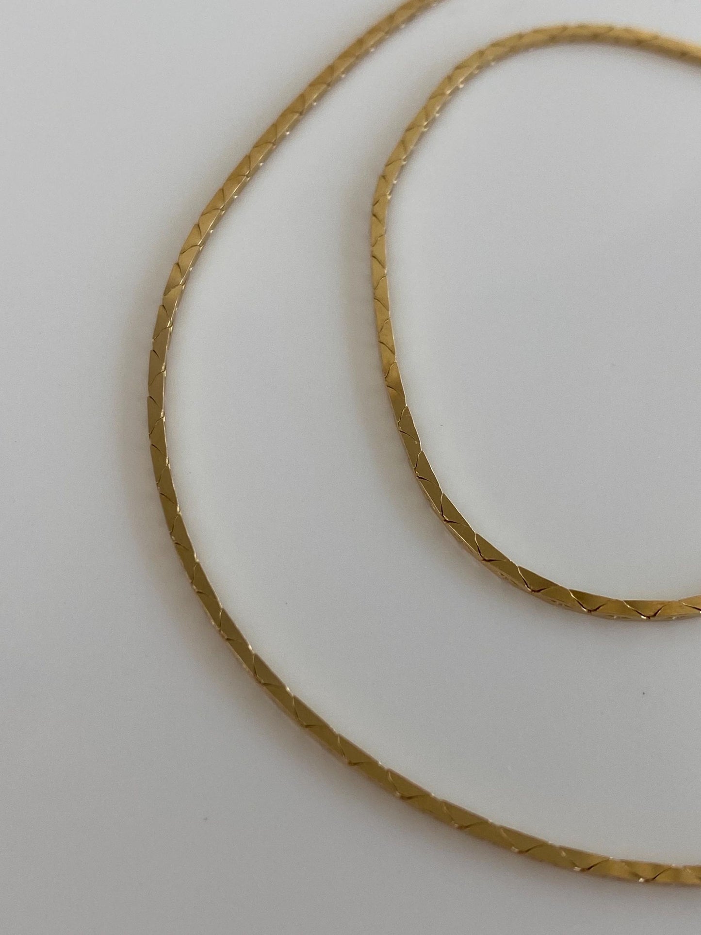 Vintage Solid 18k Yellow Gold Triangle Link Chain Necklace - 16 inches