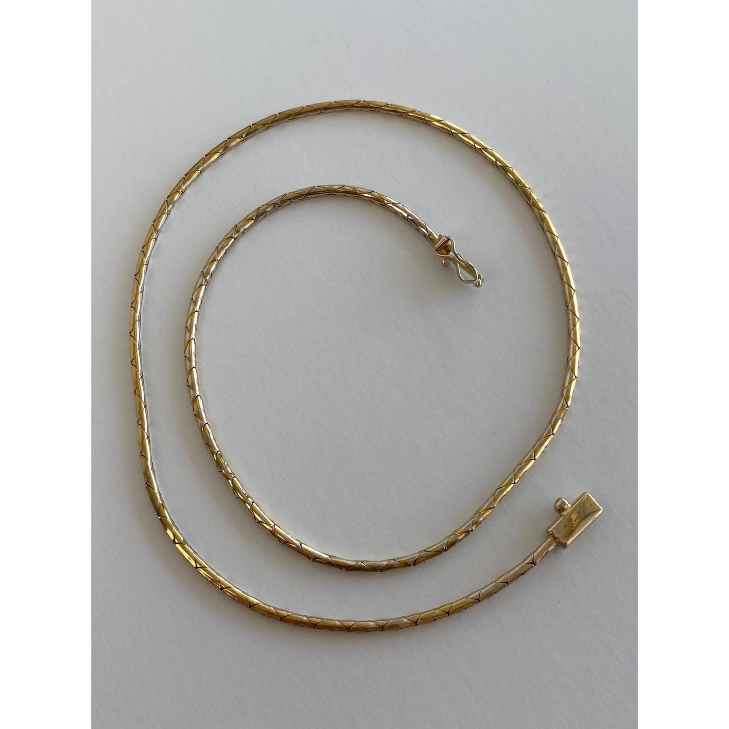 Vintage Solid 14k Yellow Gold Round Triangle Link Chain Necklace - 15.75 inches