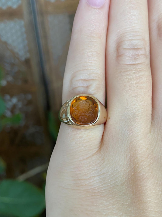 Vintage Solid 14k Yellow Gold Carved Citrine Intaglio Signet Ring - Size 4.5