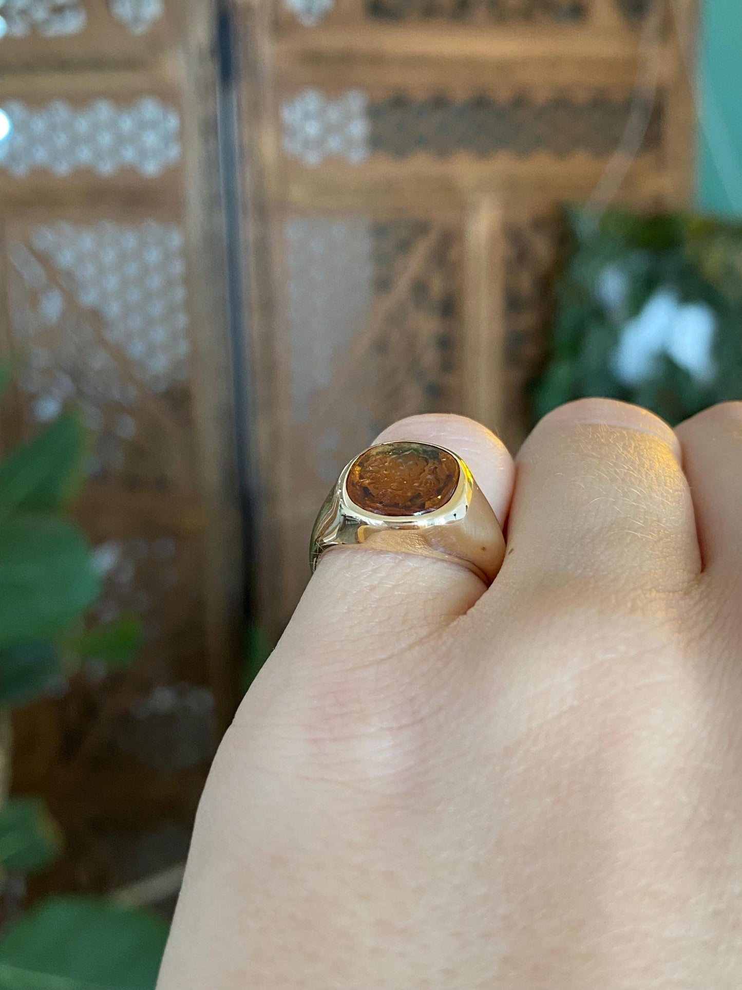 Vintage Solid 14k Yellow Gold Carved Citrine Intaglio Signet Ring - Size 4.5