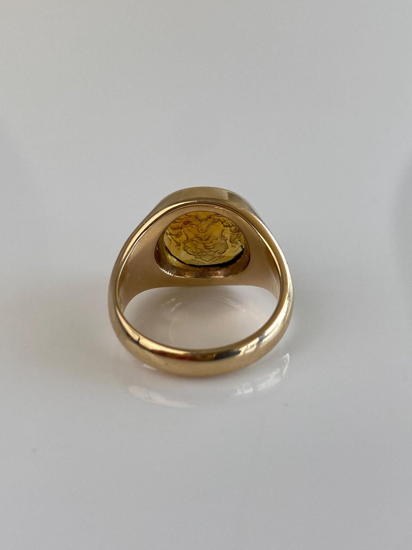 Vintage Solid 14k Yellow Gold Carved Citrine Intaglio Signet Ring - Size 4.5