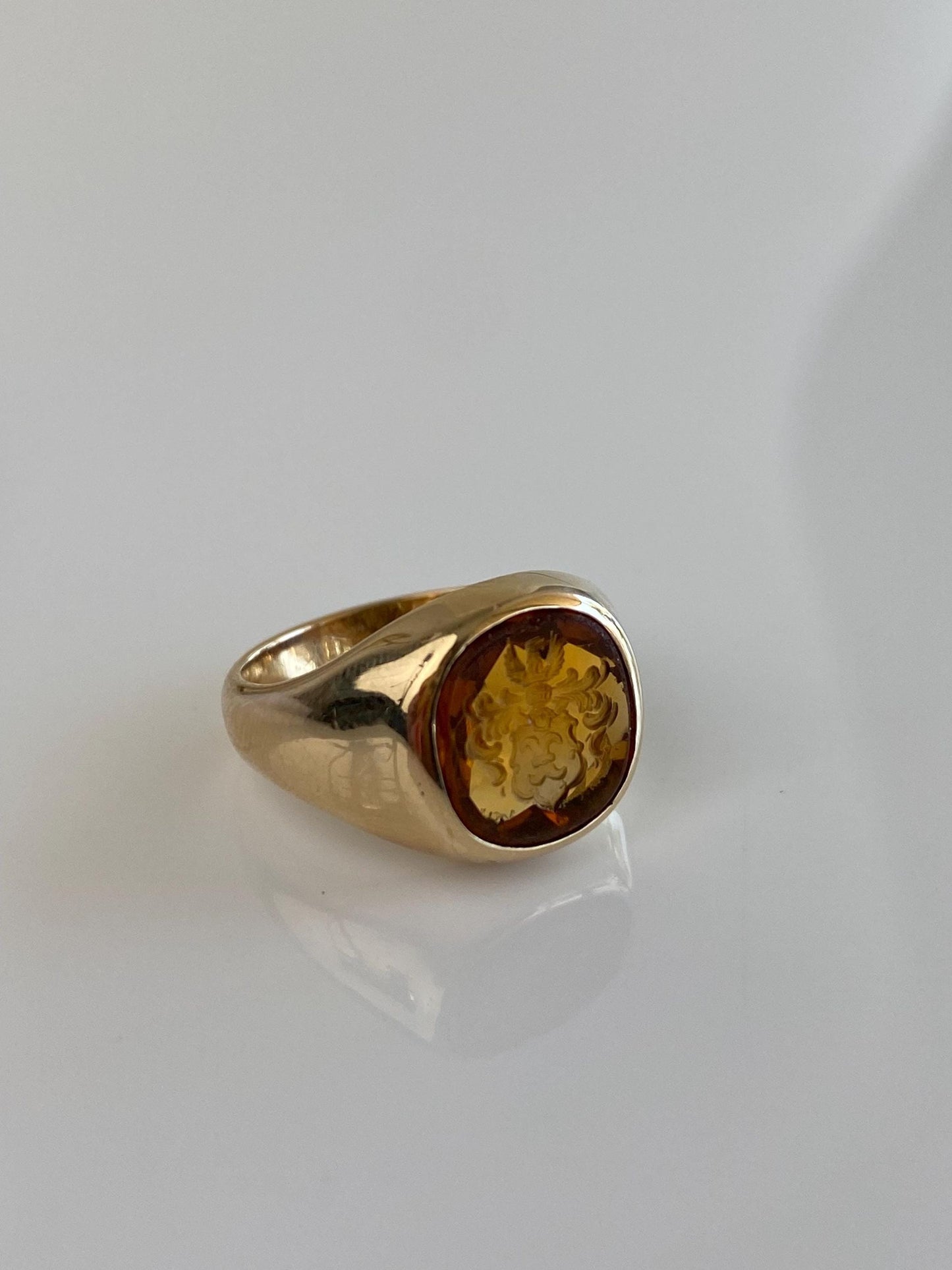 Vintage Solid 14k Yellow Gold Carved Citrine Intaglio Signet Ring - Size 4.5