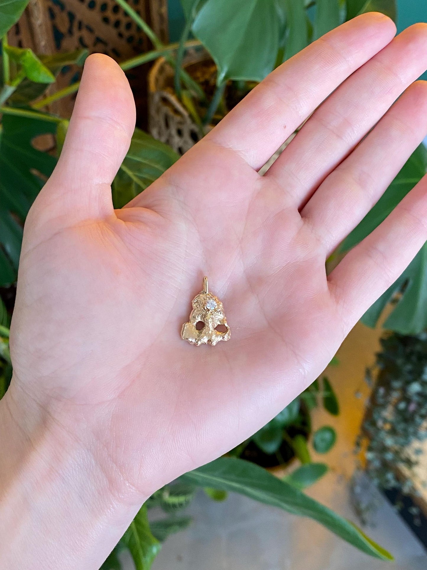Vintage Solid 10k Yellow Gold Clear Cubic Zirconia Nugget Style Charm