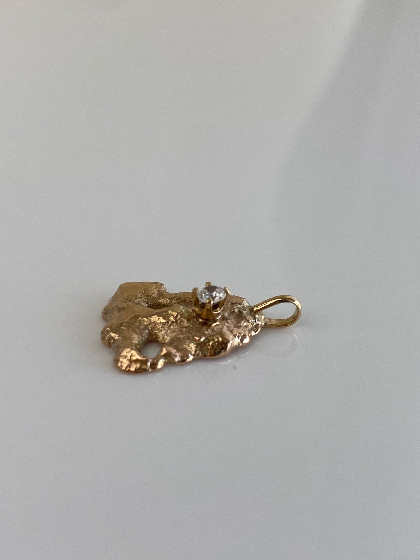 Vintage Solid 10k Yellow Gold Clear Cubic Zirconia Nugget Style Charm