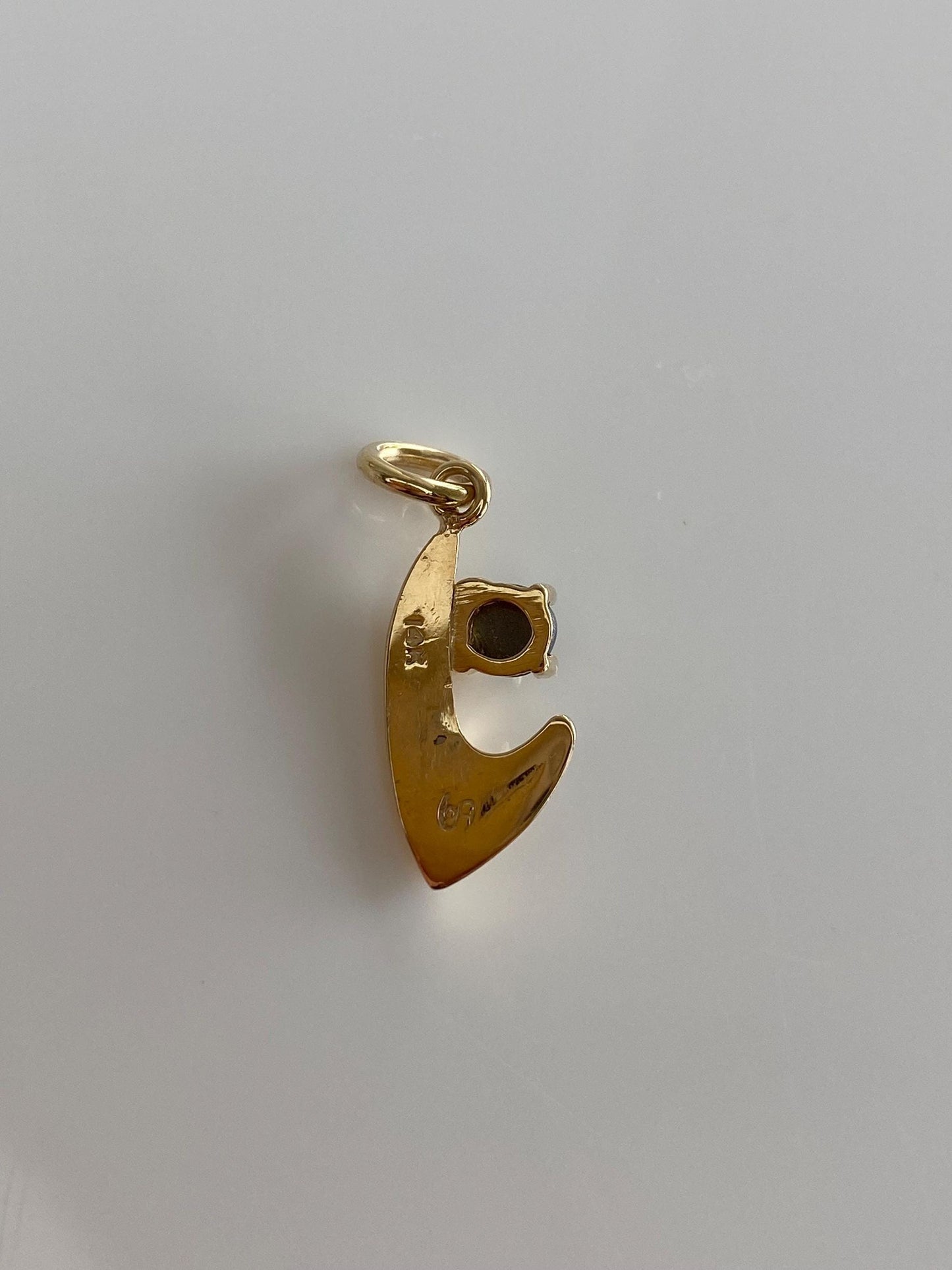 Vintage Solid 14k Yellow Gold Star Sapphire Charm