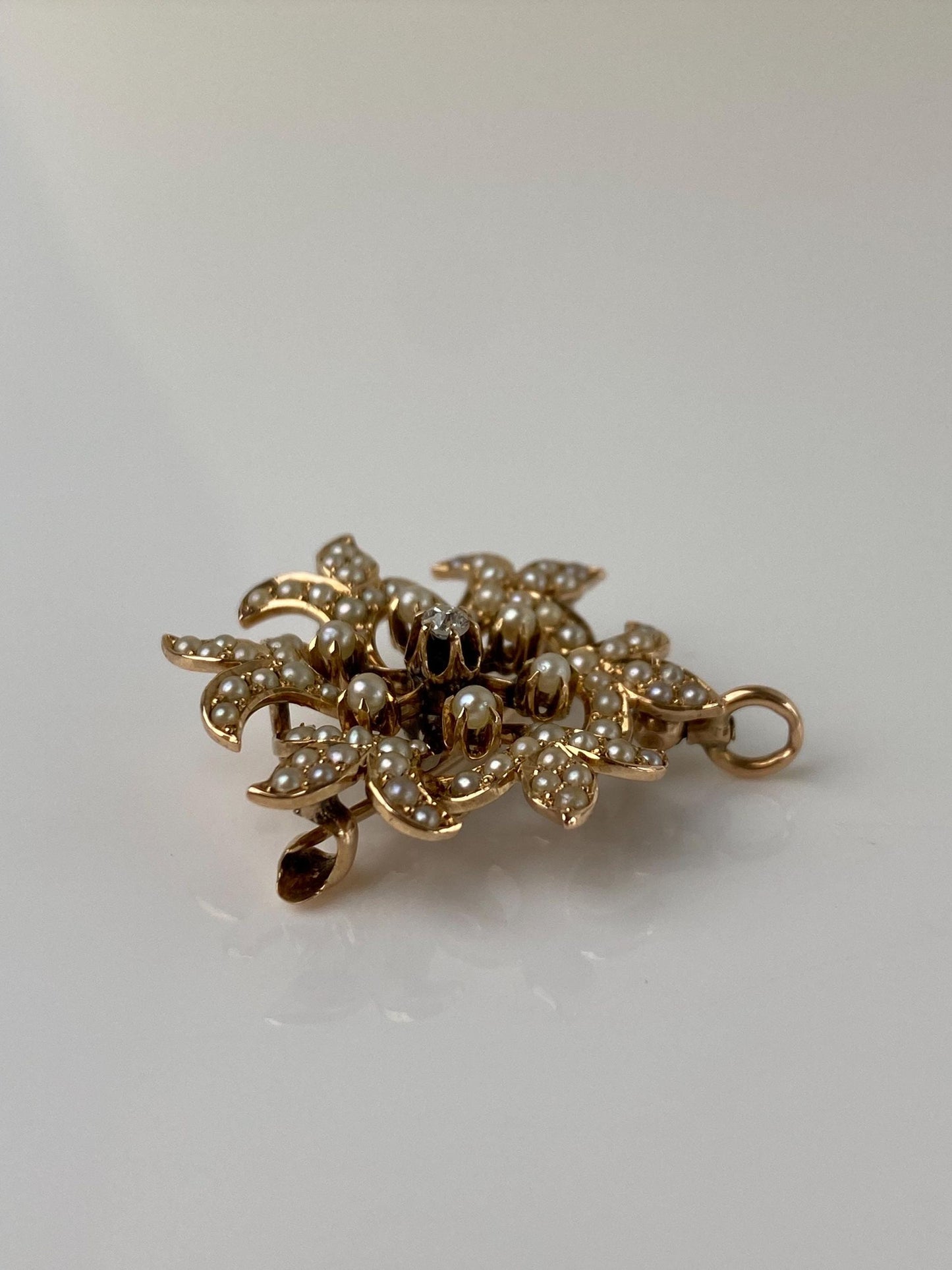Vintage Solid 14k Yellow Gold Diamond Seed Pearls Brooch Charm