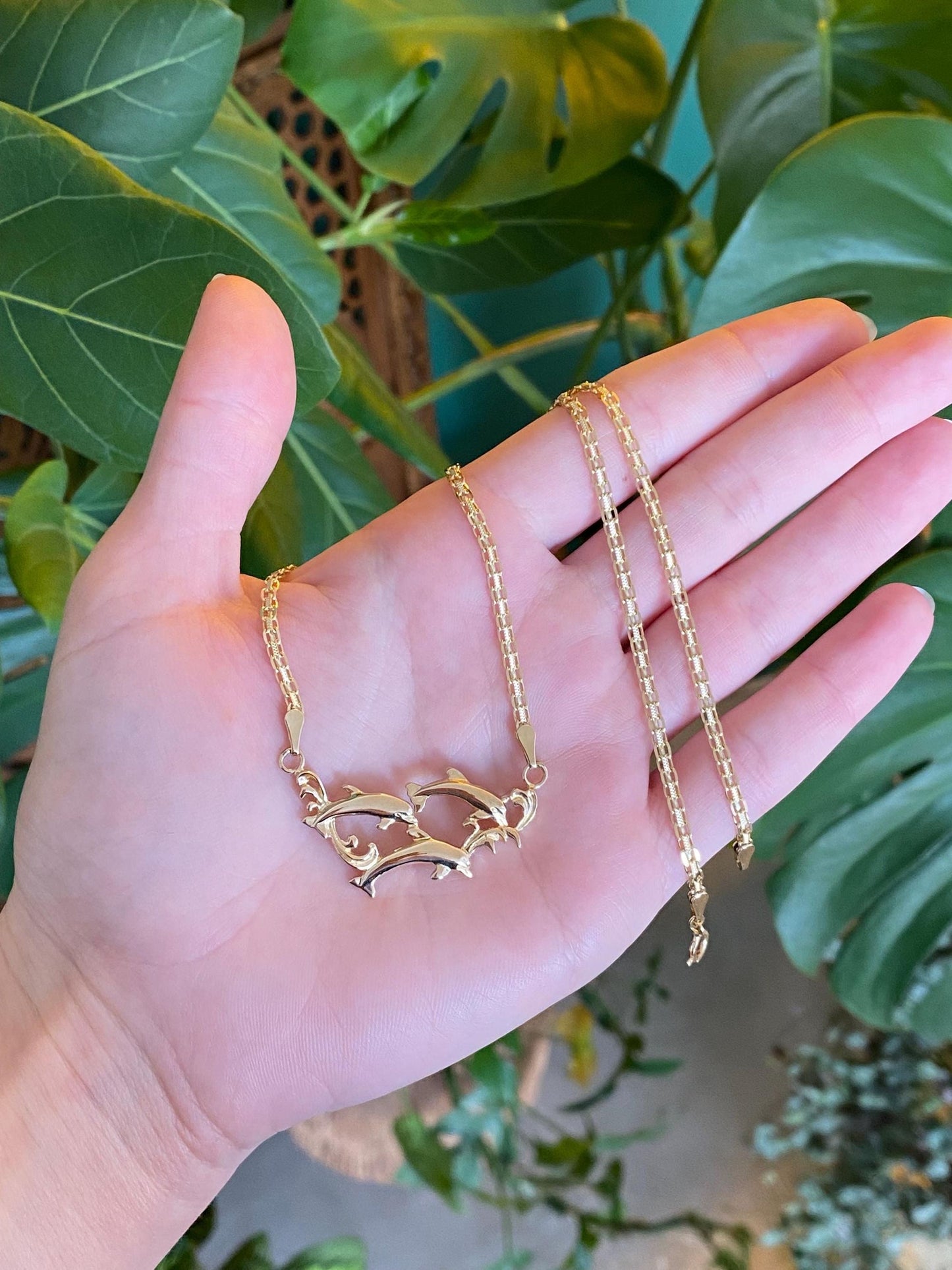 Vintage Solid 14k Yellow Gold Dolphins Swimming Bismark Chain Necklace - 18 inches