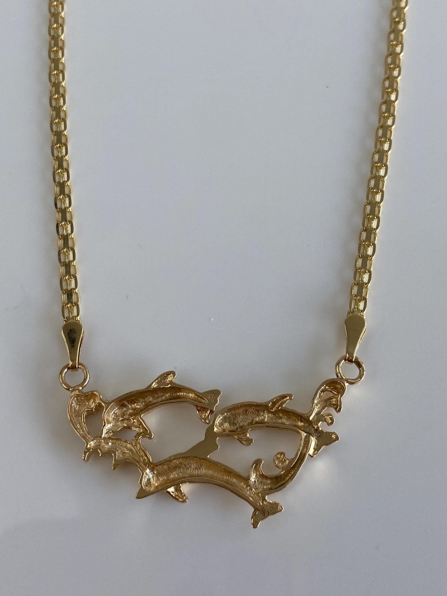 Vintage Solid 14k Yellow Gold Dolphins Swimming Bismark Chain Necklace - 18 inches