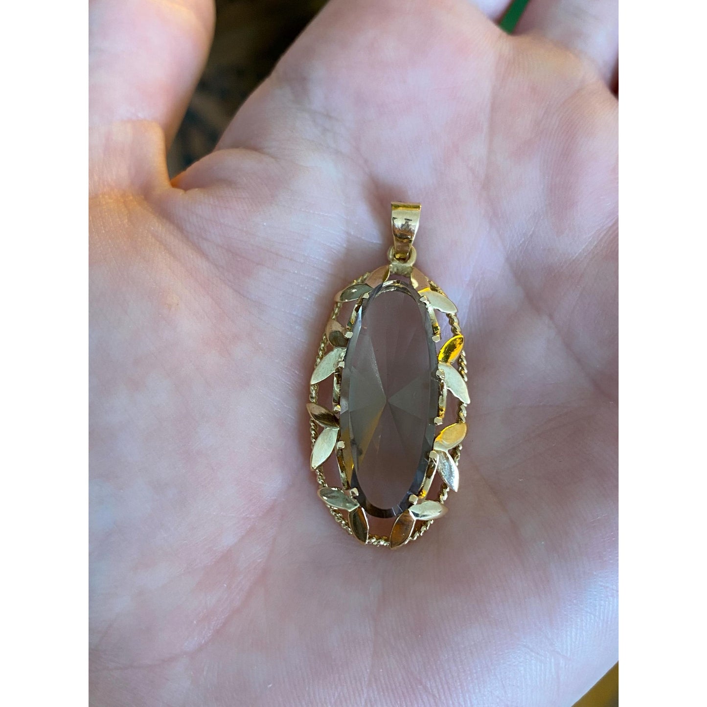Vintage Solid 18k Yellow Gold Fancy Cut Smokey Quartz Charm