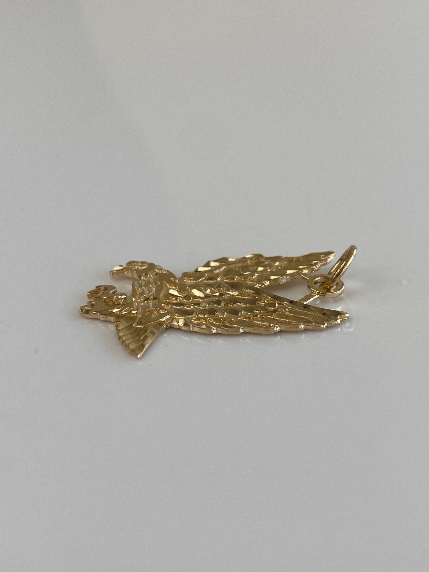 Vintage Solid 10k Yellow Gold Diamond Cut Eagle Charm