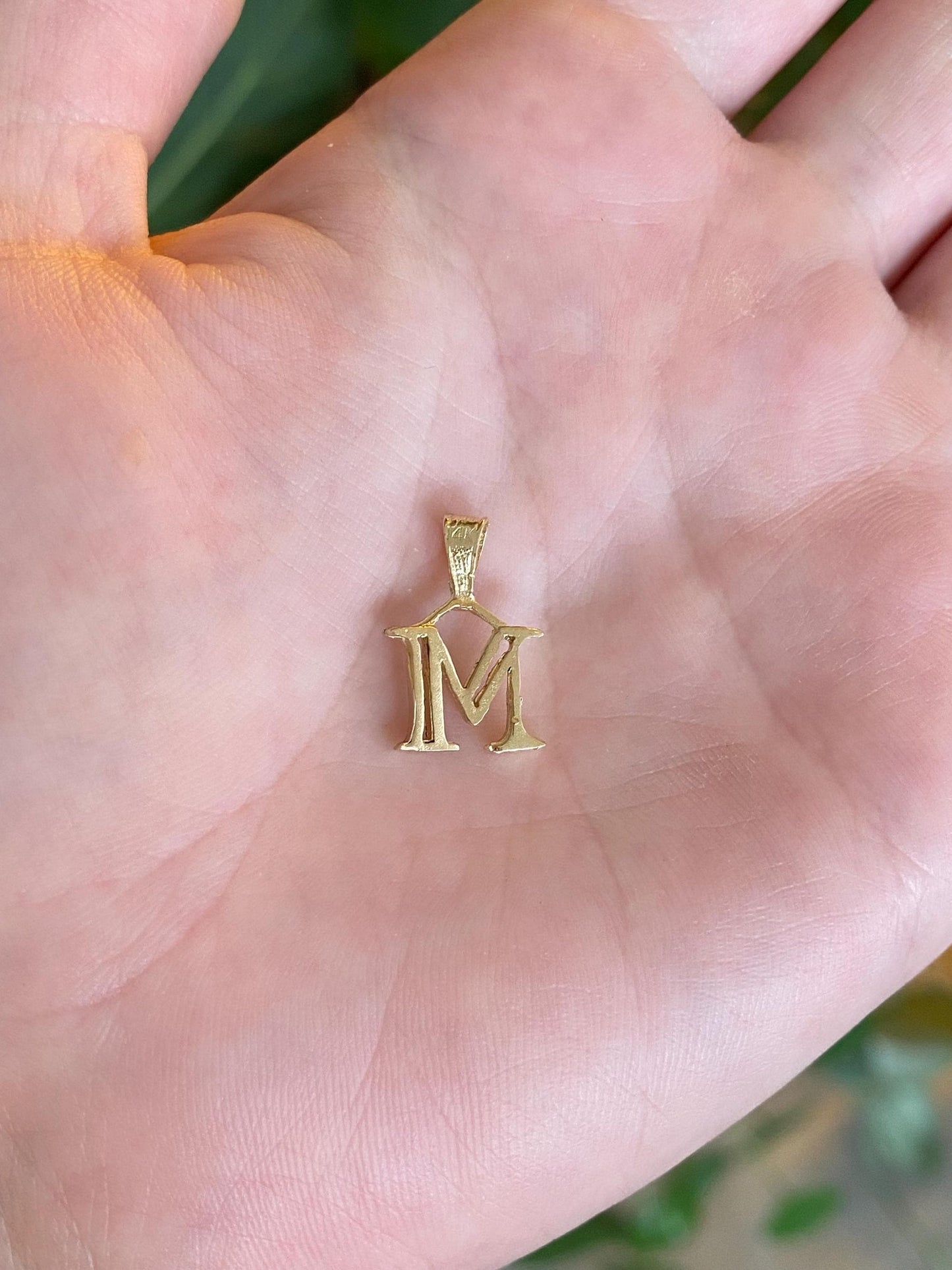 Vintage Solid 10k Yellow Gold Diamond Cut Initial 'M' Charm