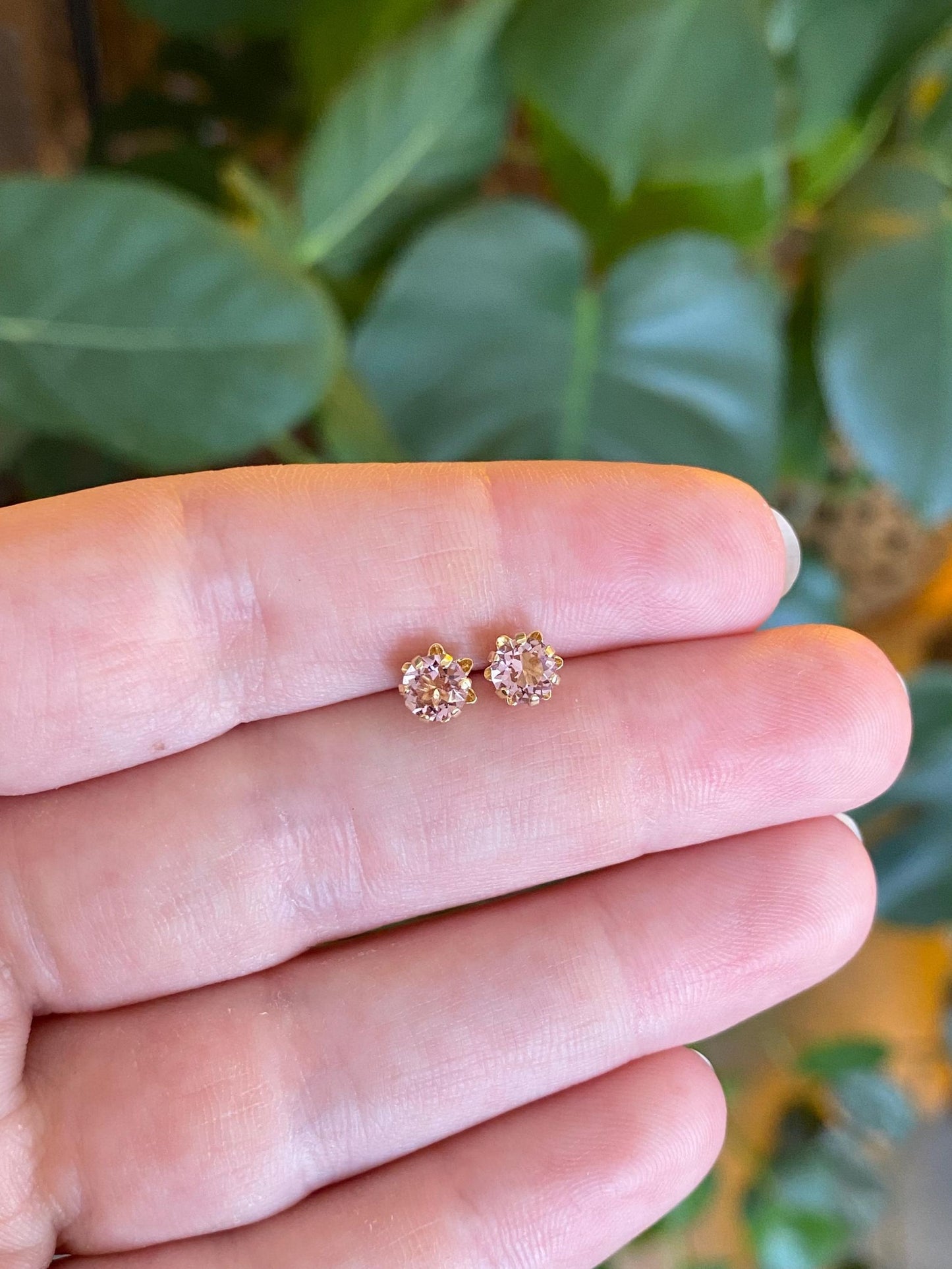 Vintage Solid 14k Yellow Gold Light Pink Cubic Zirconia Stud Earrings