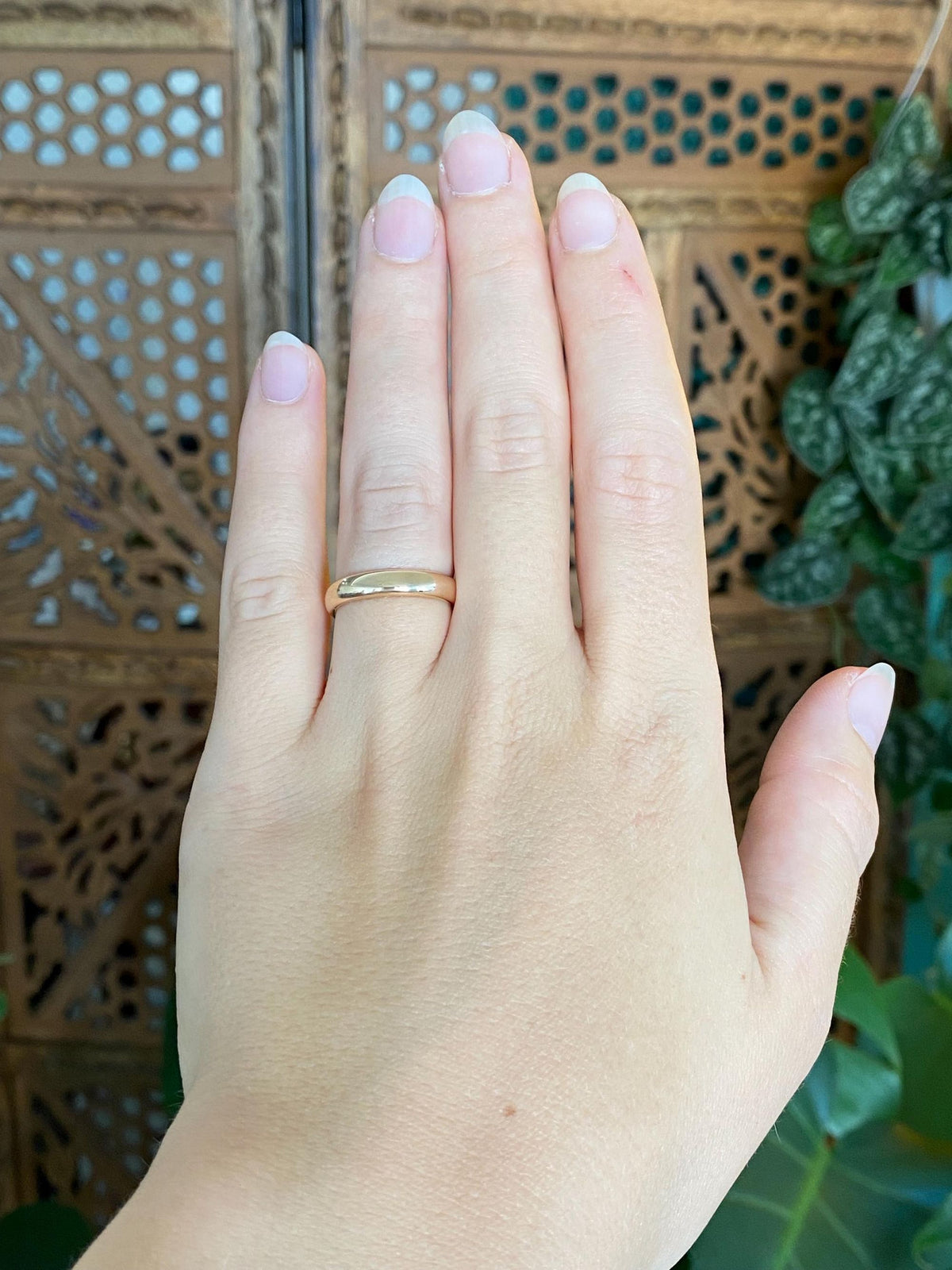 Vintage Solid 14k Yellow Gold Ring Band - Size 6.25