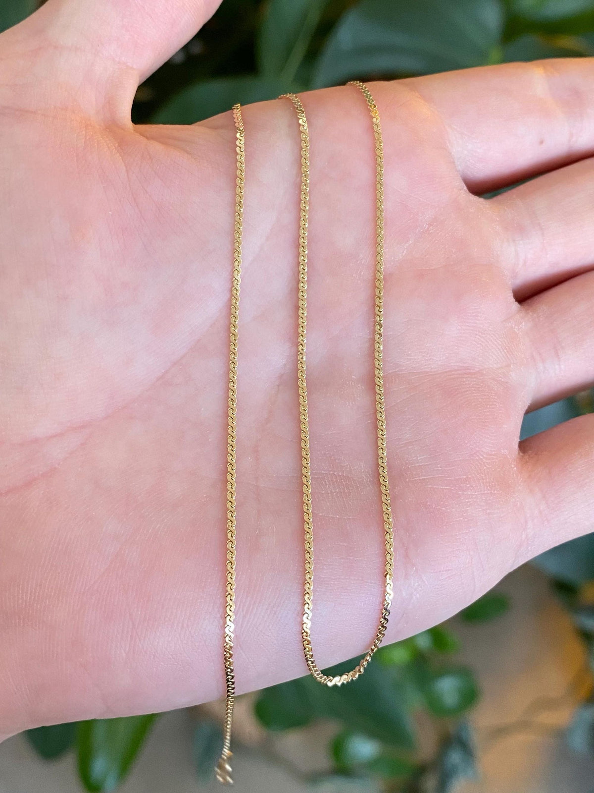 Vintage Solid 14k Yellow Gold Serpentine Chain Necklace - 15.5 inches
