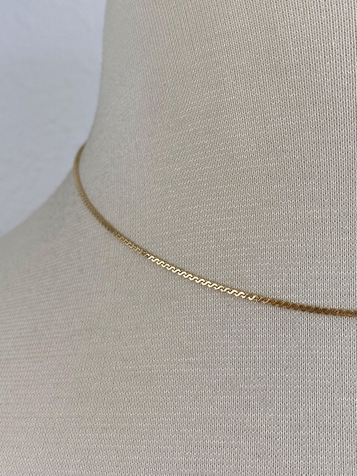 Vintage Solid 14k Yellow Gold Serpentine Chain Necklace - 15.5 inches
