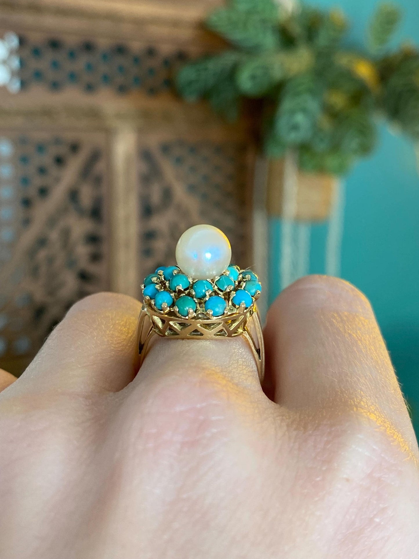 Vintage Solid 18k Yellow Gold Pearl Turquoise Halo Ring - Size 6.75