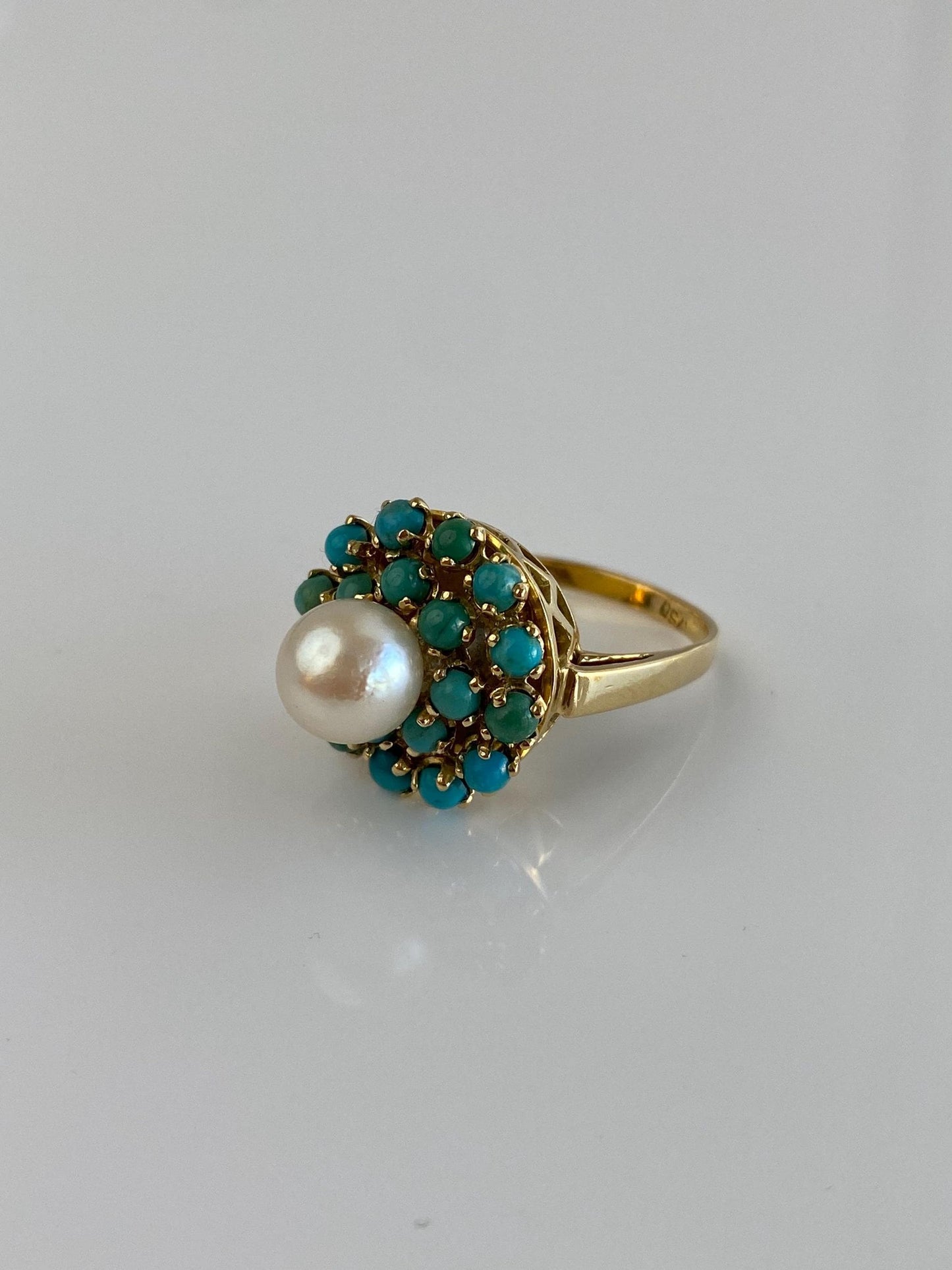 Vintage Solid 18k Yellow Gold Pearl Turquoise Halo Ring - Size 6.75
