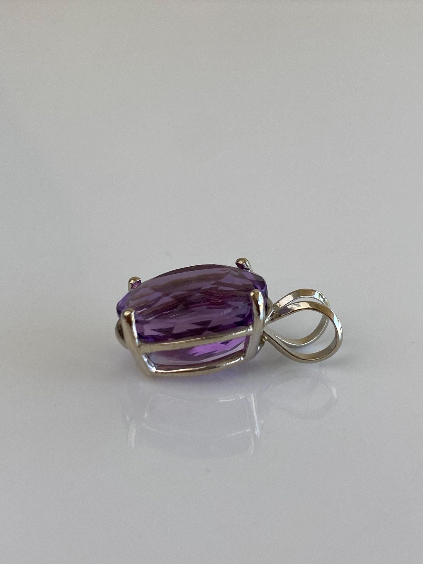 Vintage Solid 14k White Gold Amethyst Charm