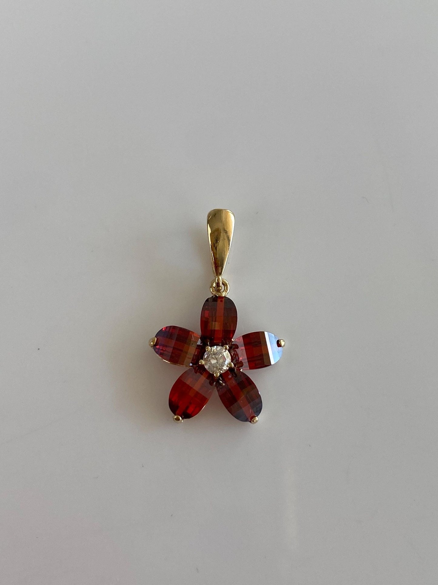Vintage Solid 14k Yellow Gold Clear & Fancy Cut Red Cubic Zirconia Flower Charm